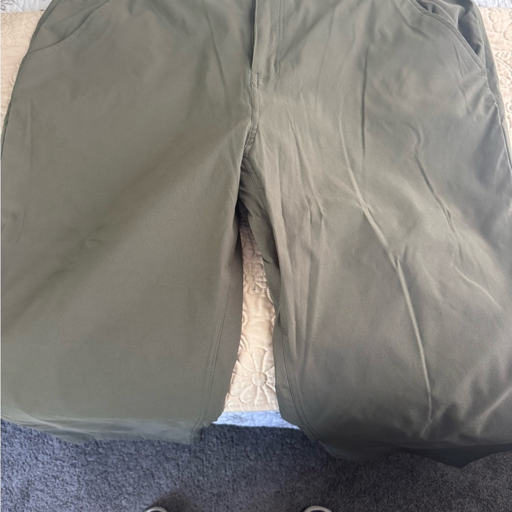 Men's Olive Chinos